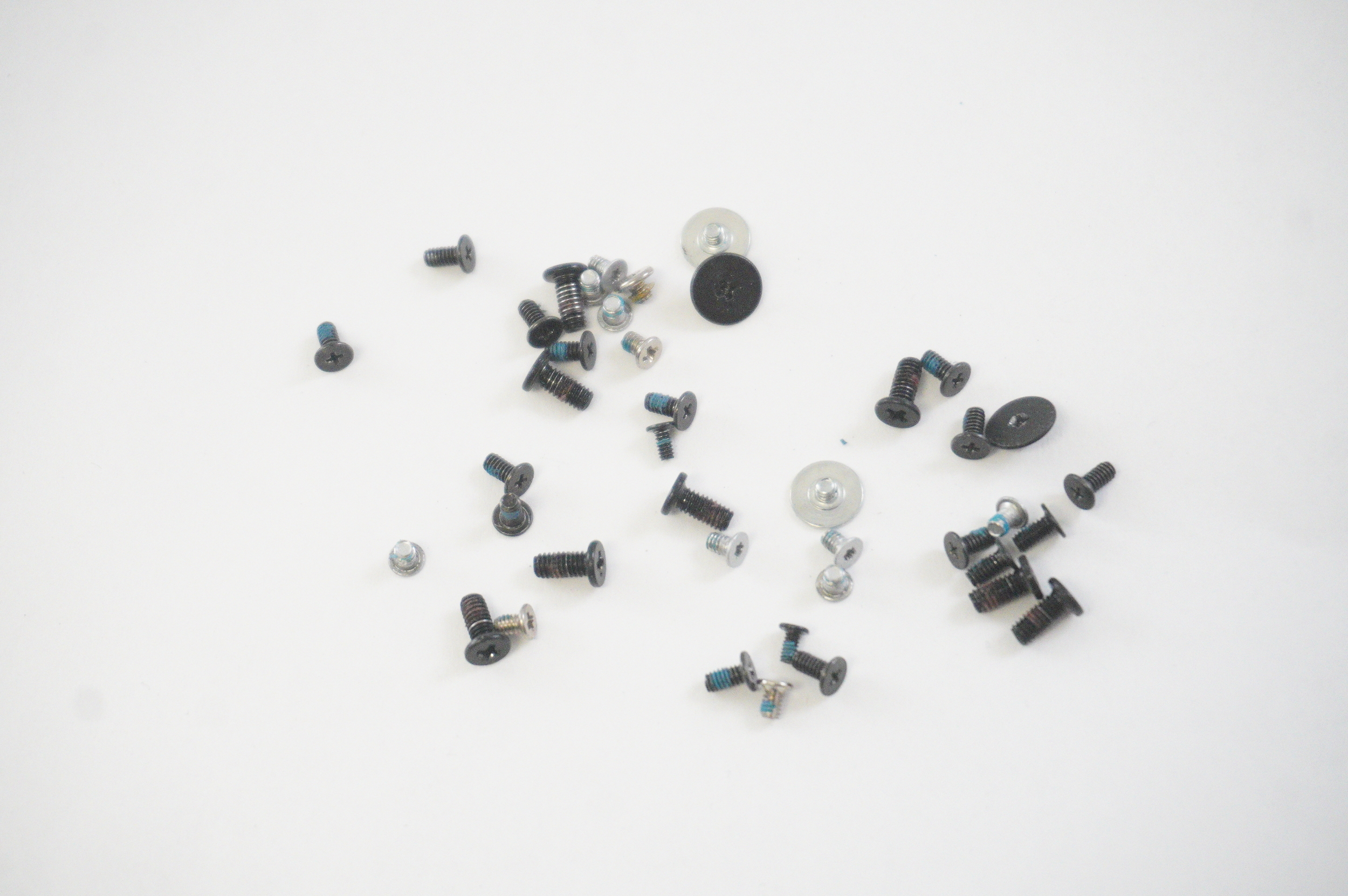 CPS-94179 Dell Screws Kit XPS9510-7227SLV-PUS DELL XPS 15 9510