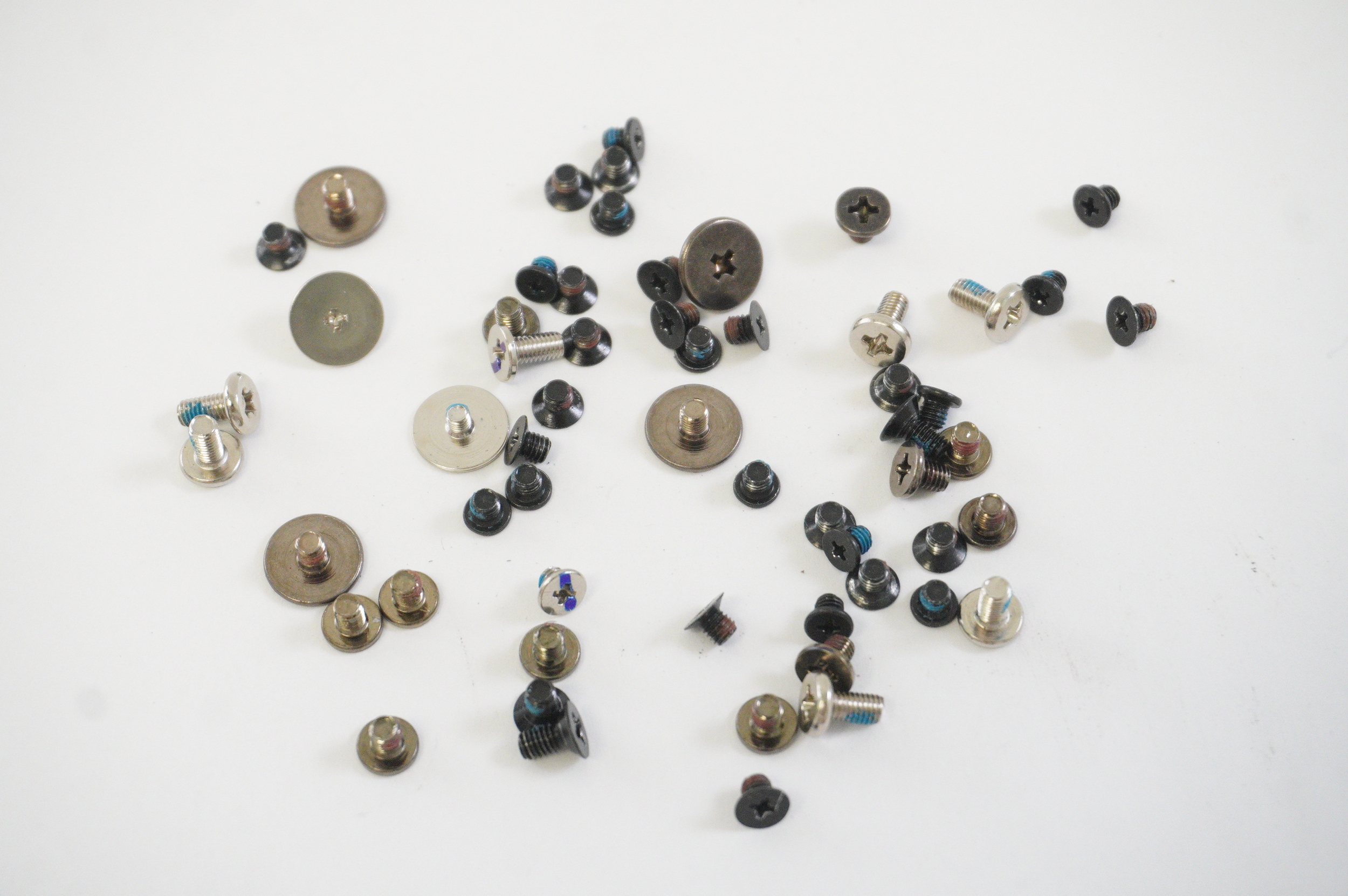 CPS-95219 Lenovo Screws Kit F0HQ0008US IDEACENTRE AIO 3 27ARR9