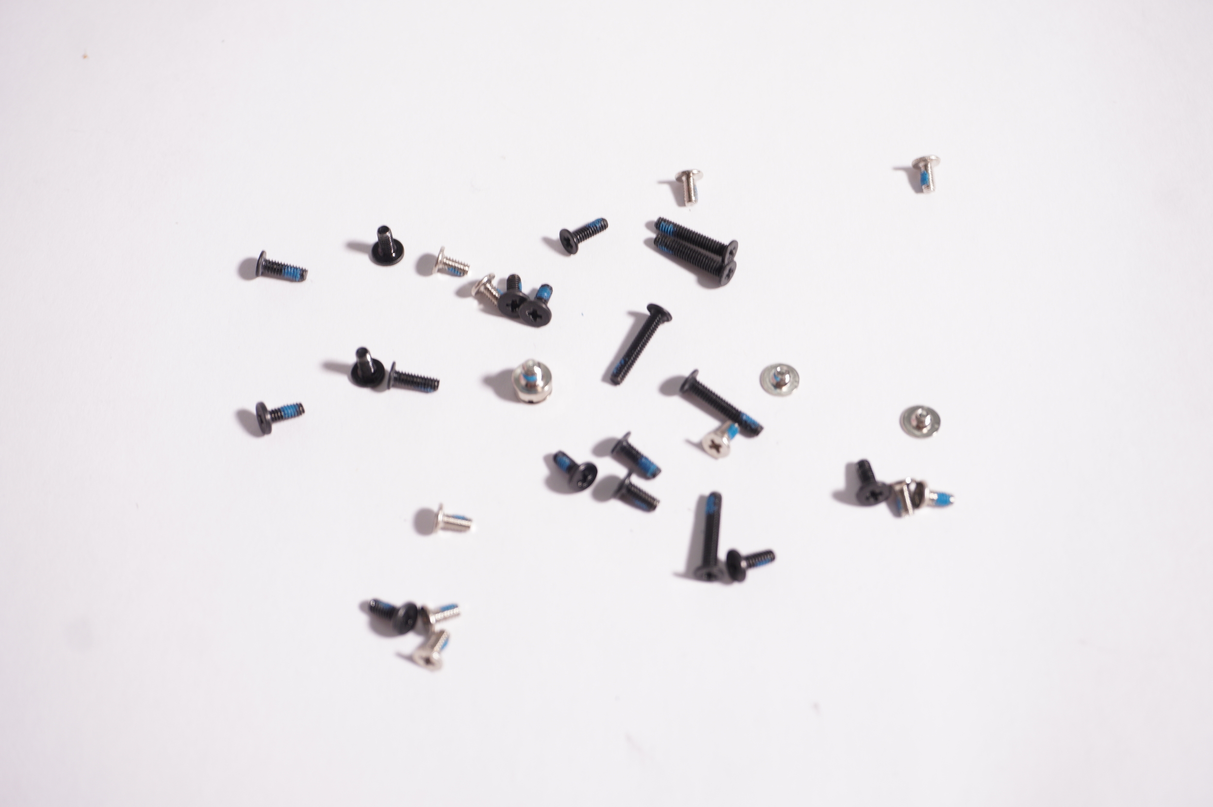 CPS-98150 Lenovo Screws Kit 82Y5000AUS