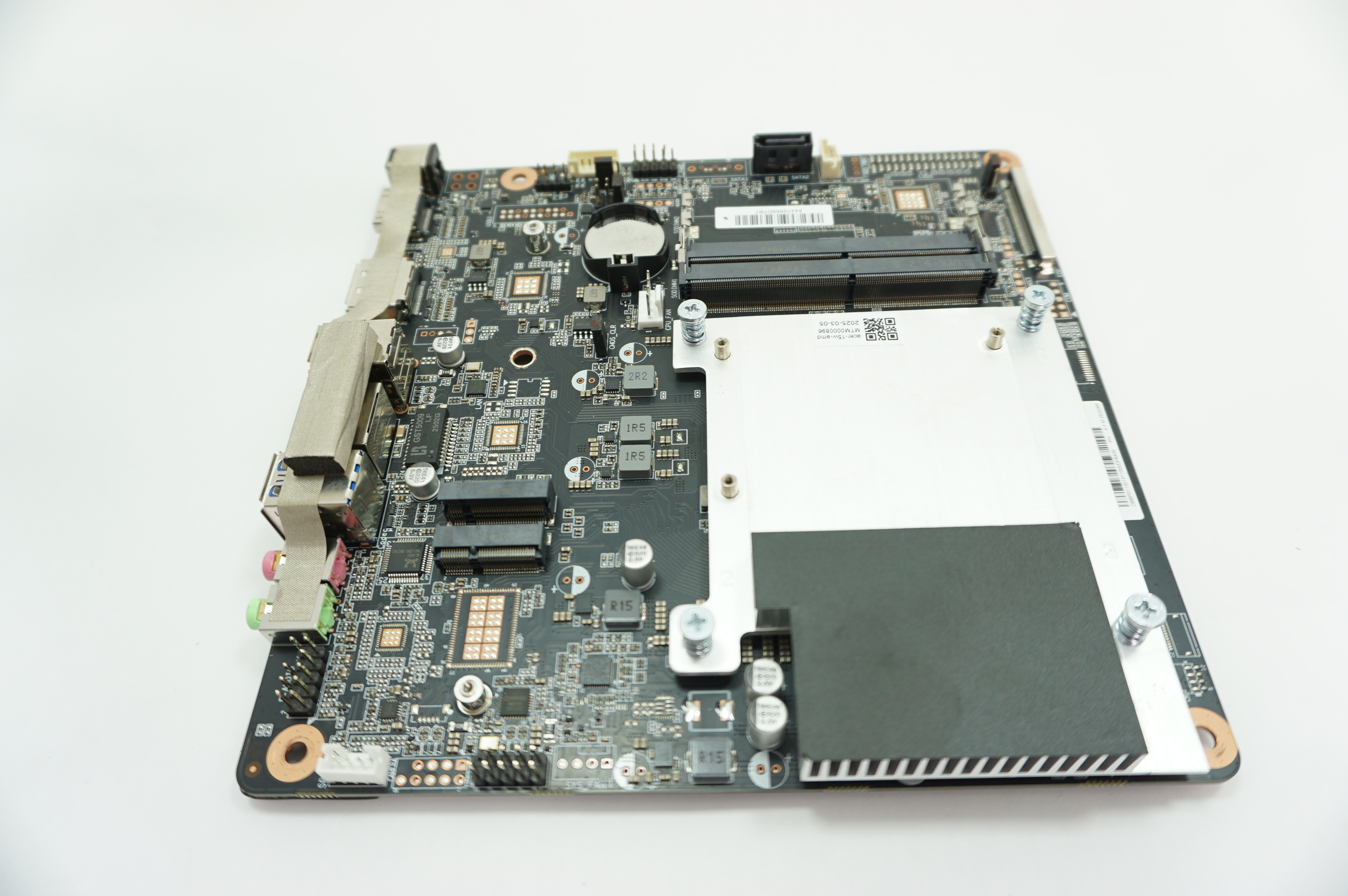 DB.BP311.001 Acer AMD Ryzen 7 5700U Motherboard C27-2G