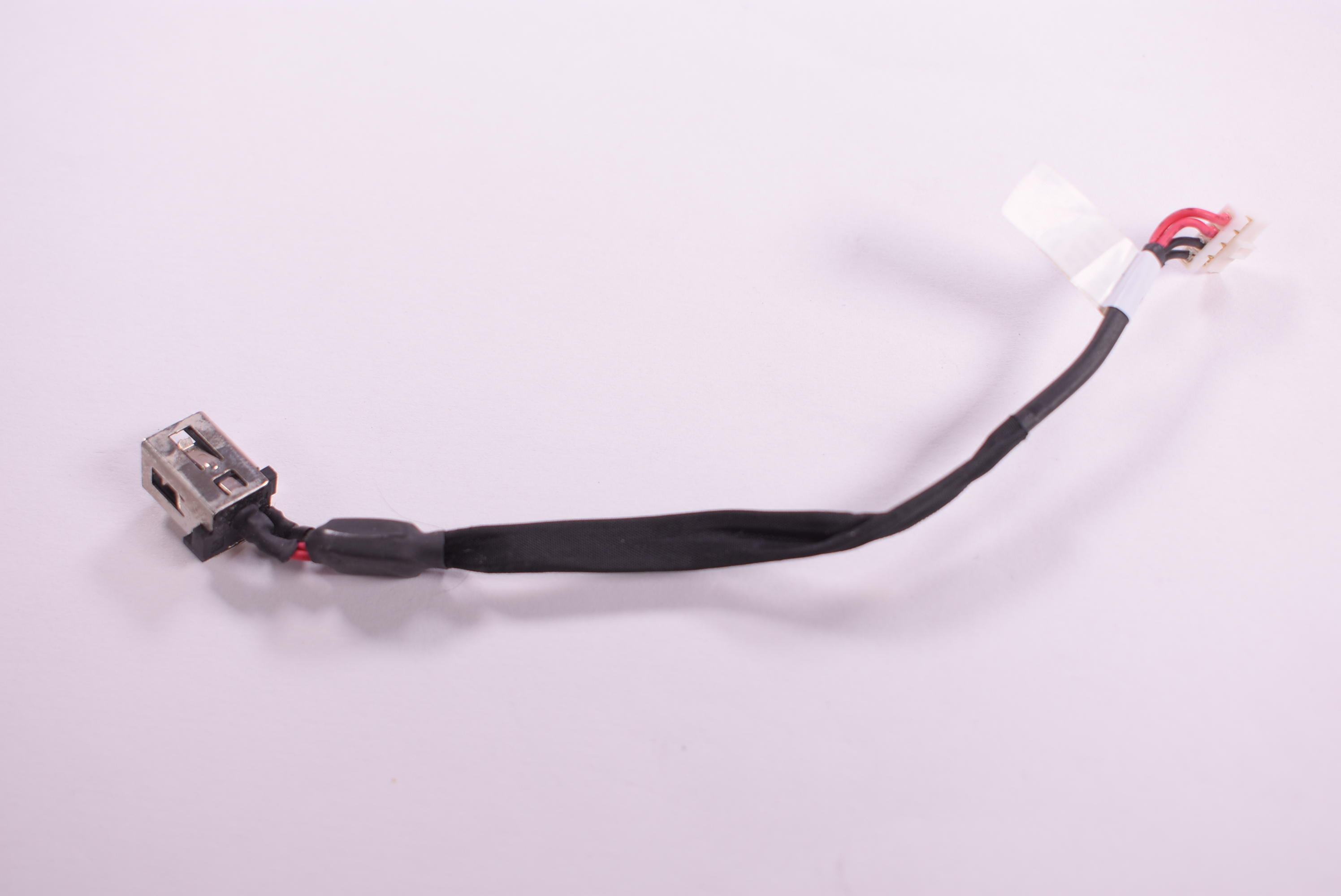 DD0BLSAD000 Toshiba Power Jack Assembly P55W-B5224 SATELLITE