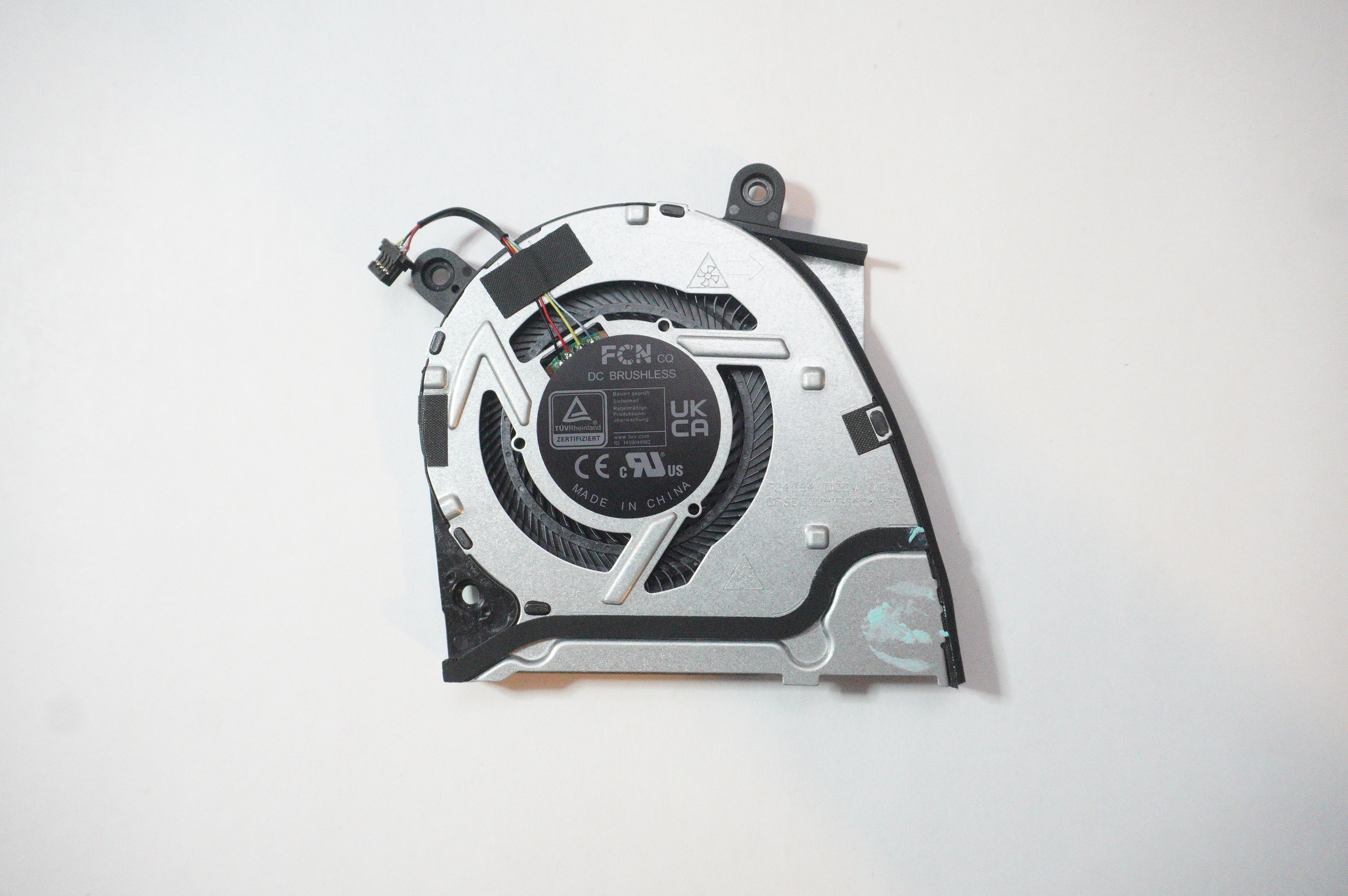 DQ5D566E004 Asus GPU Fan GA403WR-G14.R95070T