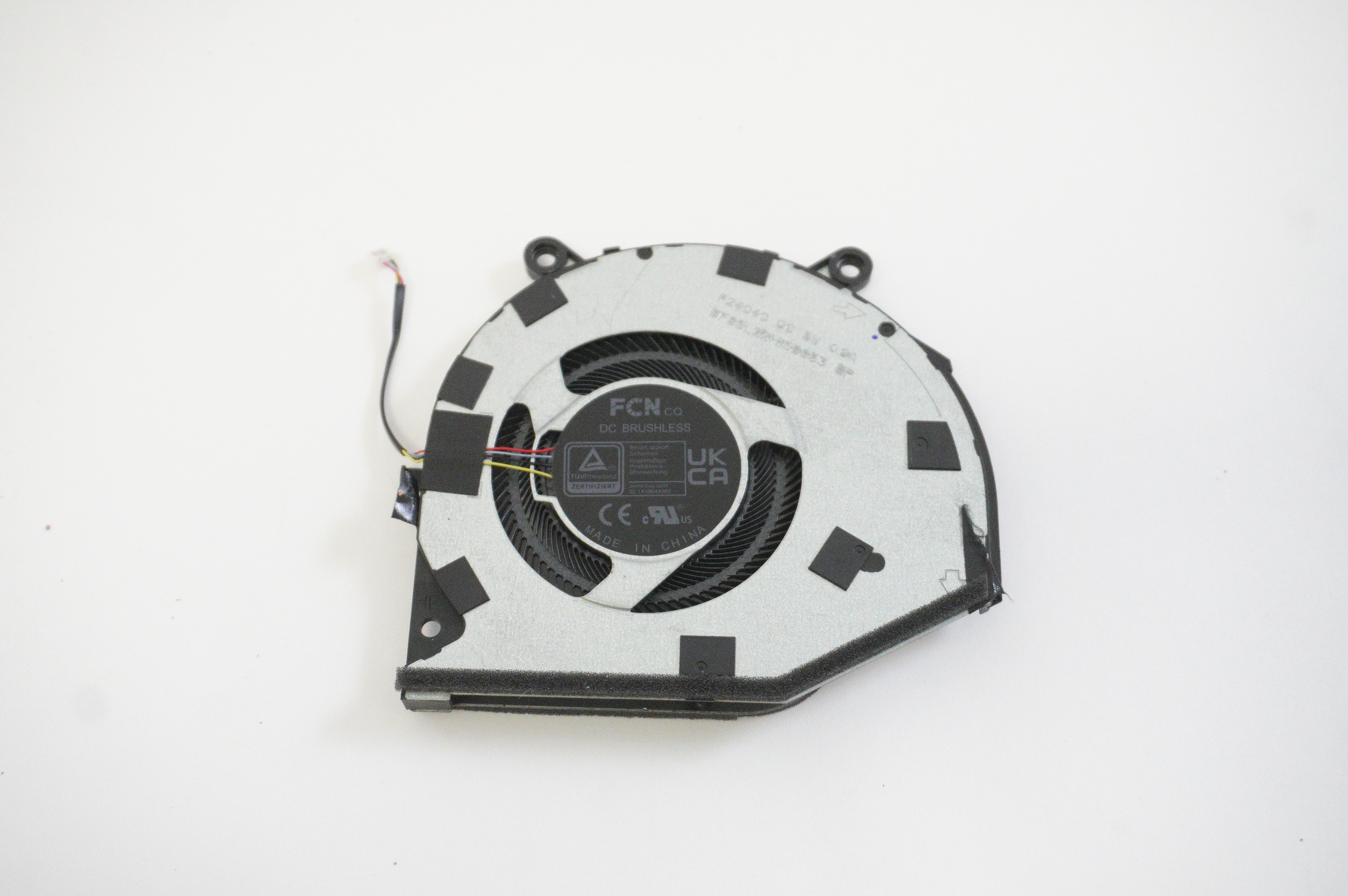 DQ5D587M075 Asus GPU Fan GA605WI-G16.R94070