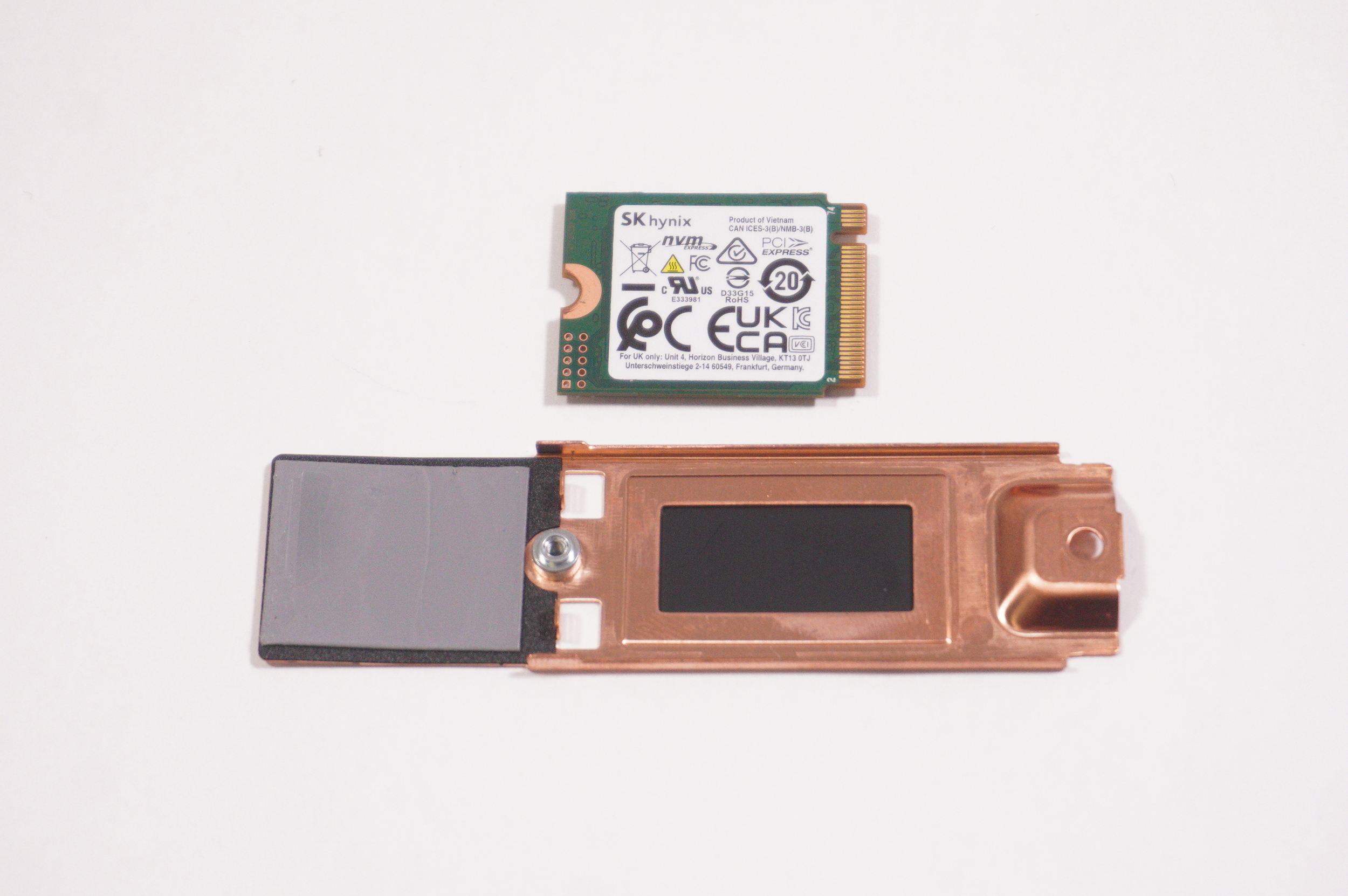 HFS001TEM3X174N-BA Hynix 1TB PCIe NVMe M.2 2230 Gen 4.0 x4 3D TLC NAND Flash SSD Drive