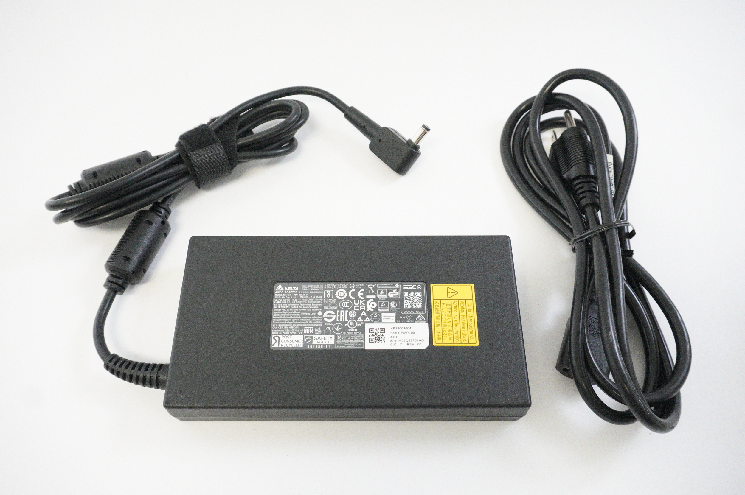 KP23001004 Acer 230W 19.5V 11.8A AC Adapter PHN16S-71-91AW