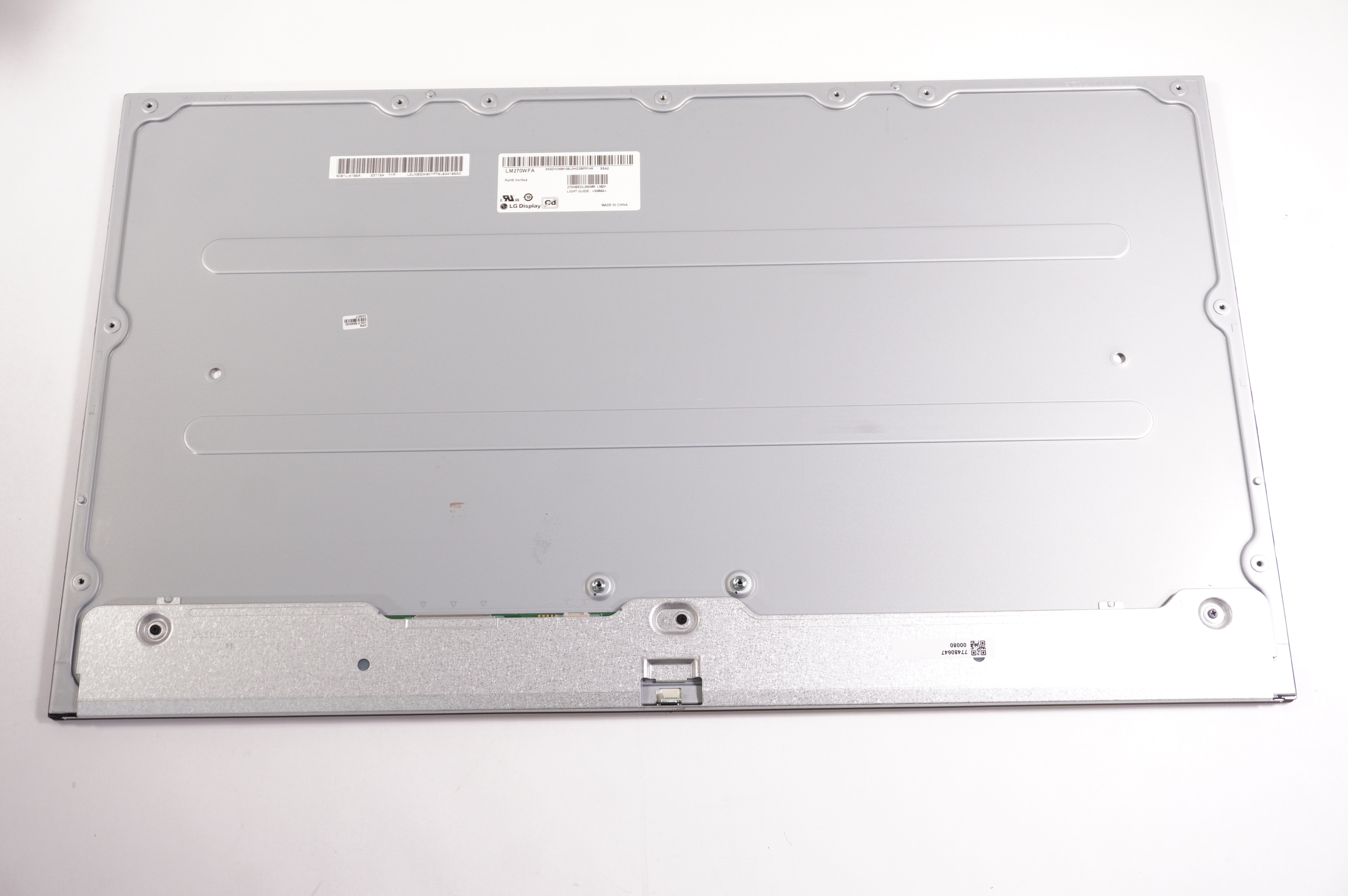 LM270WFA-SSA1 – 27.0, FHD, IPS, 300NITS, BV, 3S, Slim, AIT