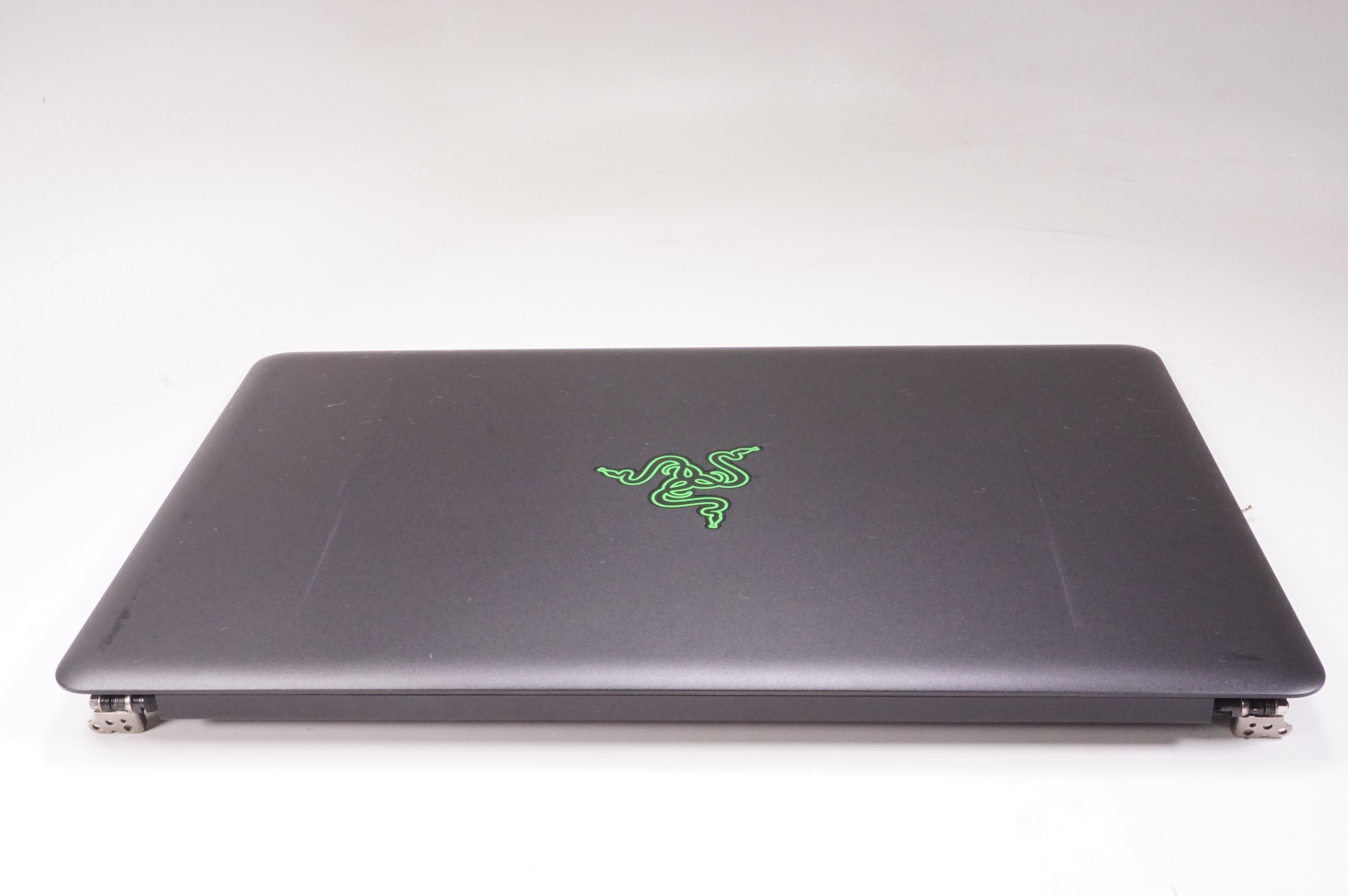 LQ133Z1JW26 Razer 13.3 Qhd Touch Screen  Black Cnc Aluminum RZ09-02393E32-R3U1