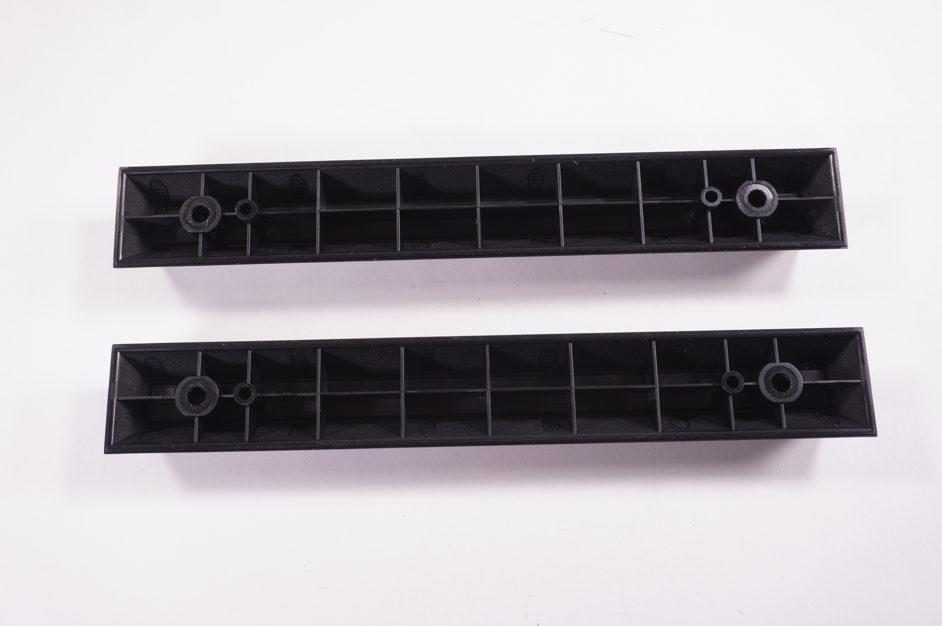 M82888-001  Rubber Feet GT21-0094 OMEN 40L