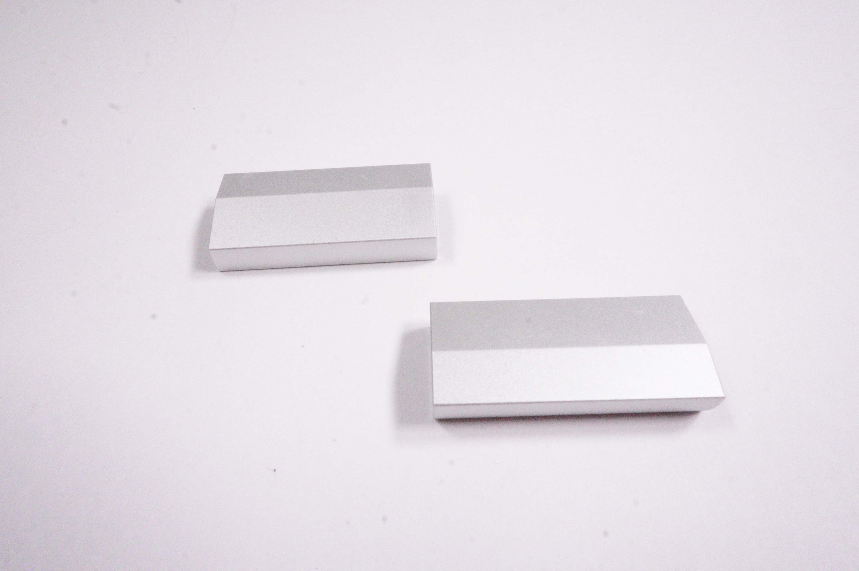 N10778-001 Hp Hinges Cover Natural Silver 15-EW0023DX