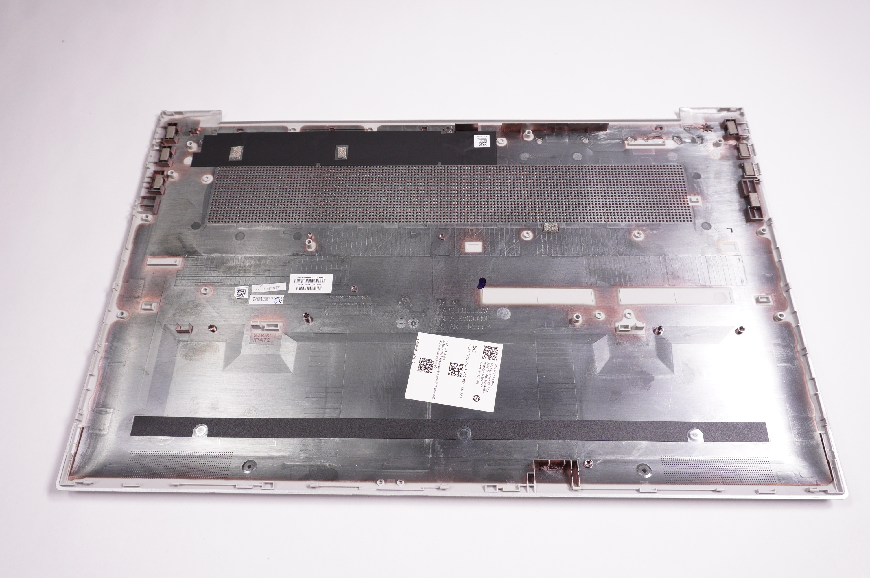 N13558-001 Hp Bottom Base Cover Natural Silver 17-CR0013DX