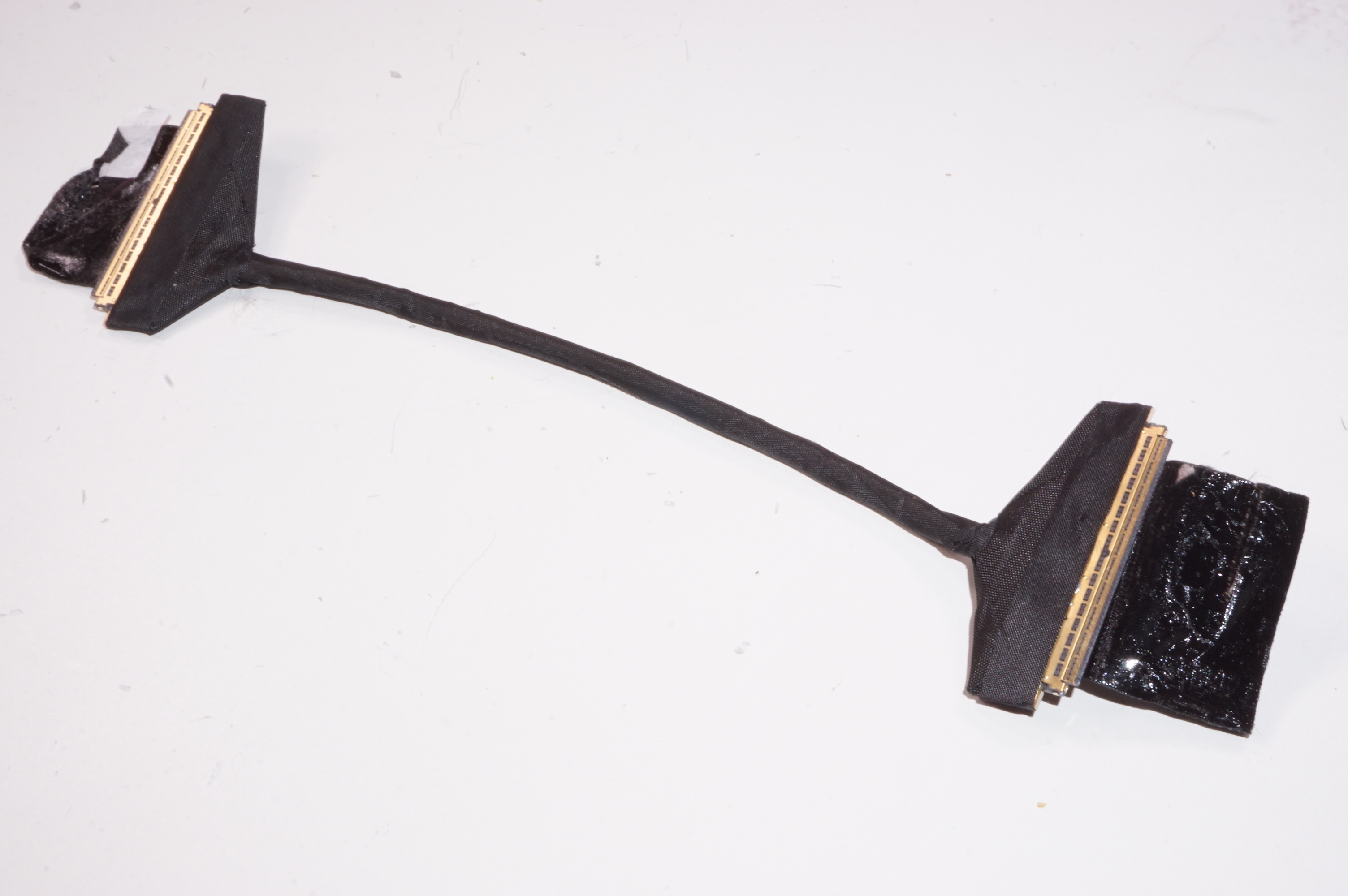 DC02C00IQ00 Dell IO Cable C7486-3250GRY-PUS