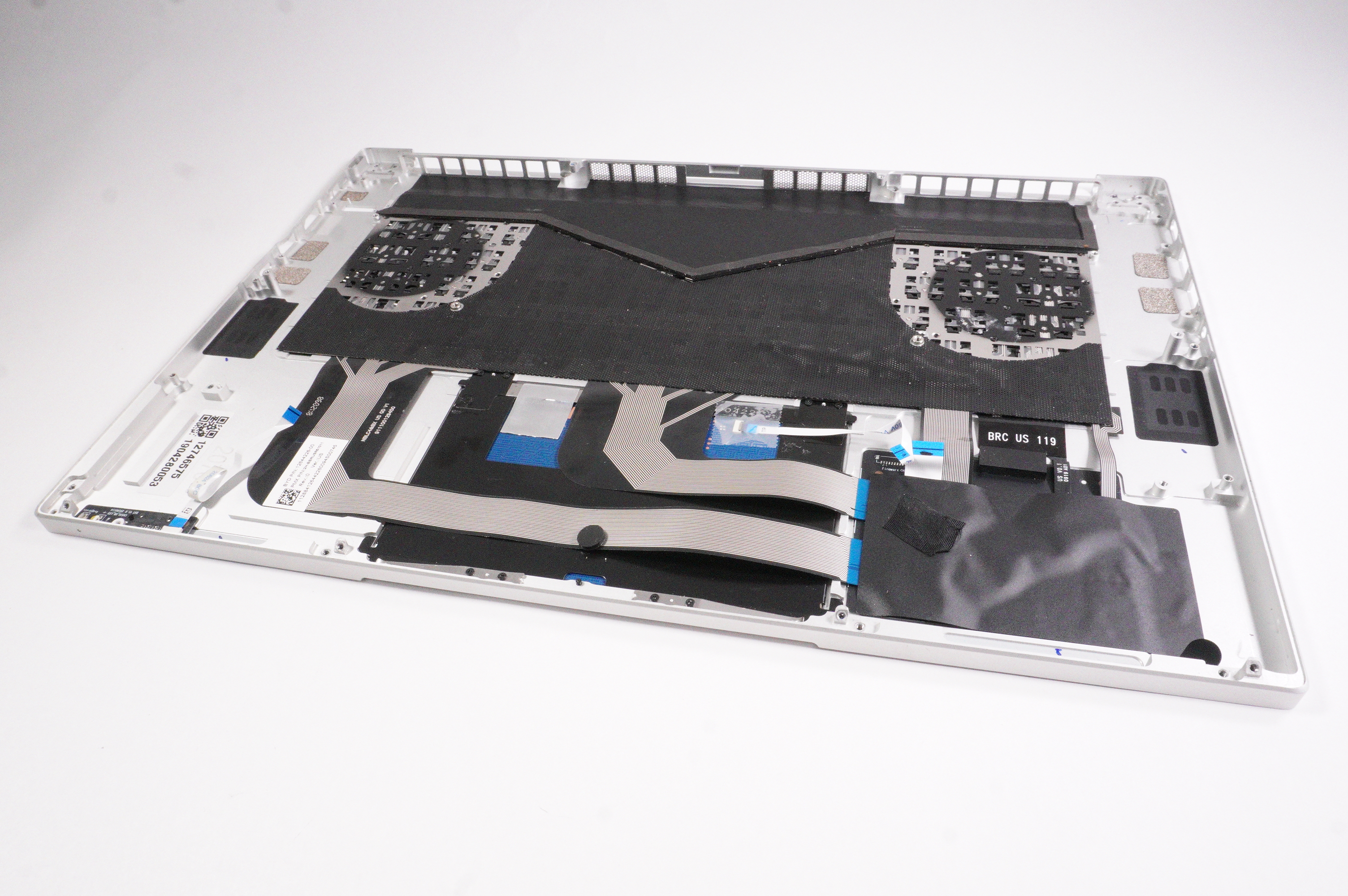 12746575-00 Razer RC05-02920300-0000 – Keyboard Assembly (SE) RZ09-03017EM2-R3U1