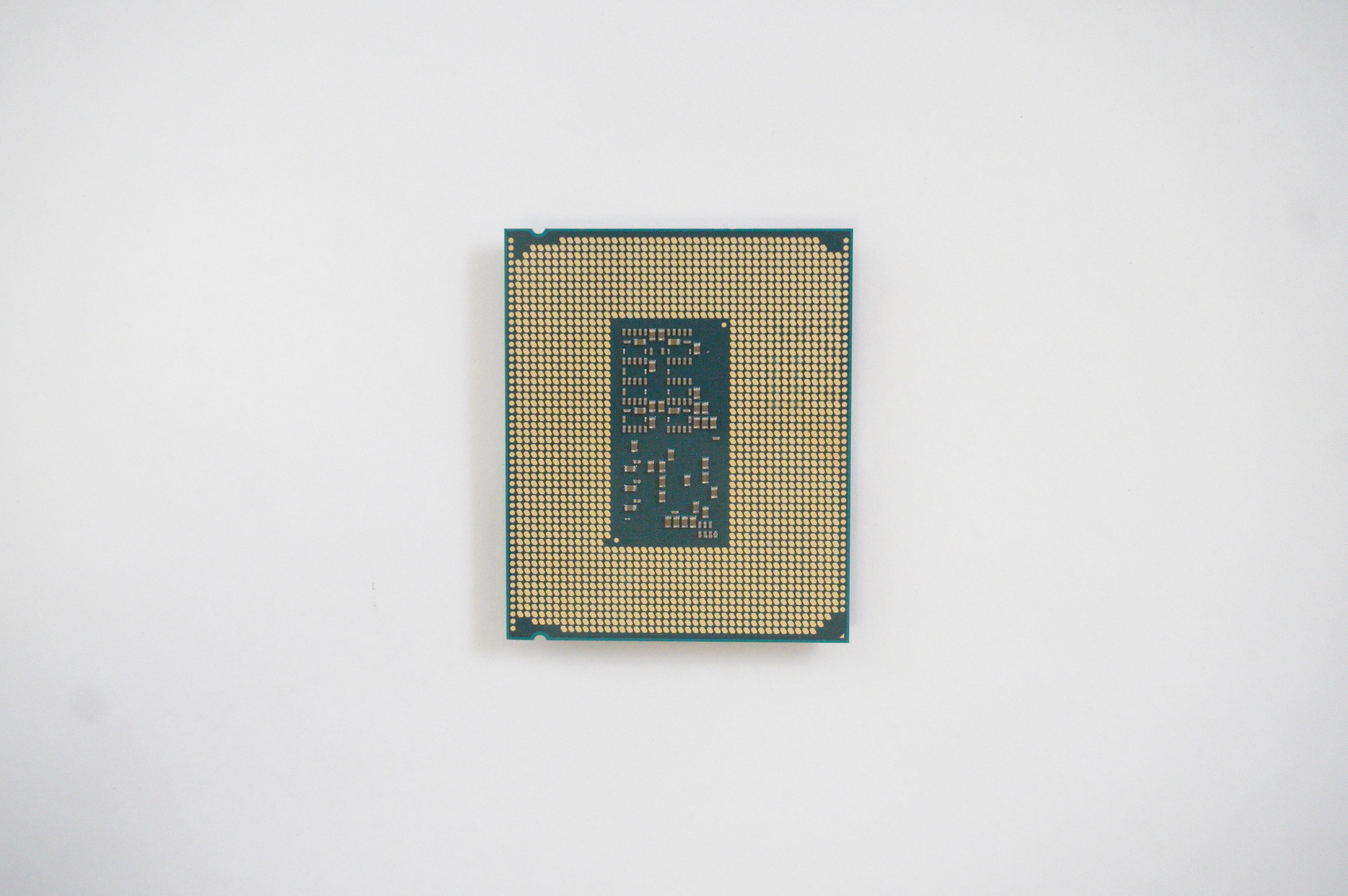 SRQCZ Intel Core U5 225 3.3G 10C 10T 91CF000DUS