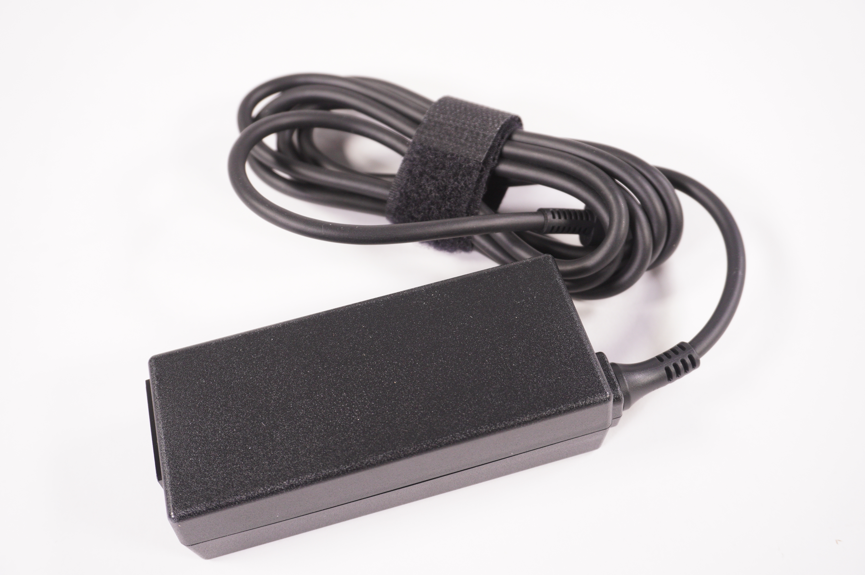 TPN-DA15 Hp 45W 15V 3A USB Type-C AC Adapter