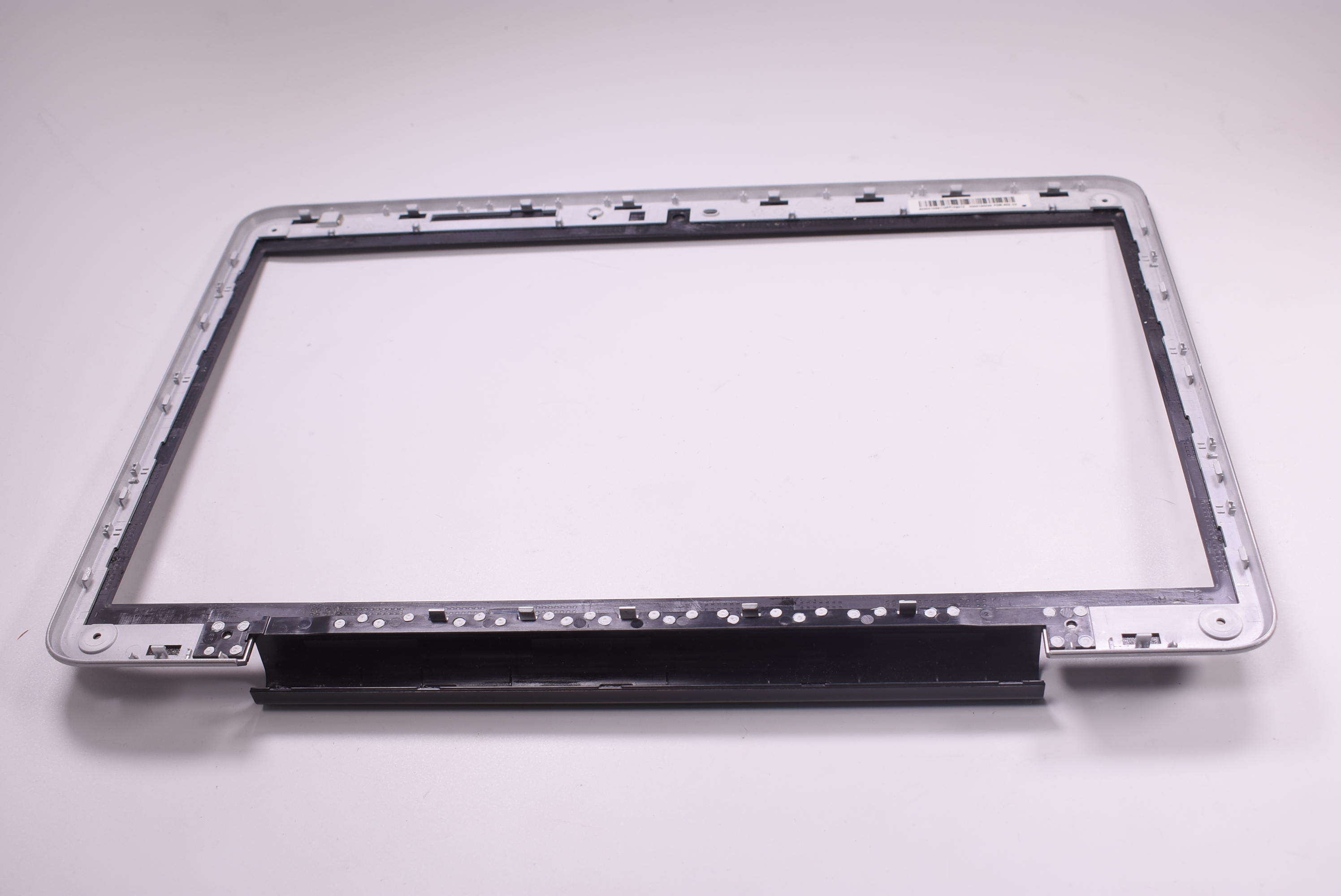 V000190030 Toshiba Lcd Front Bezel A505-S6005 a500-st56ex a505-sp6988r a505d