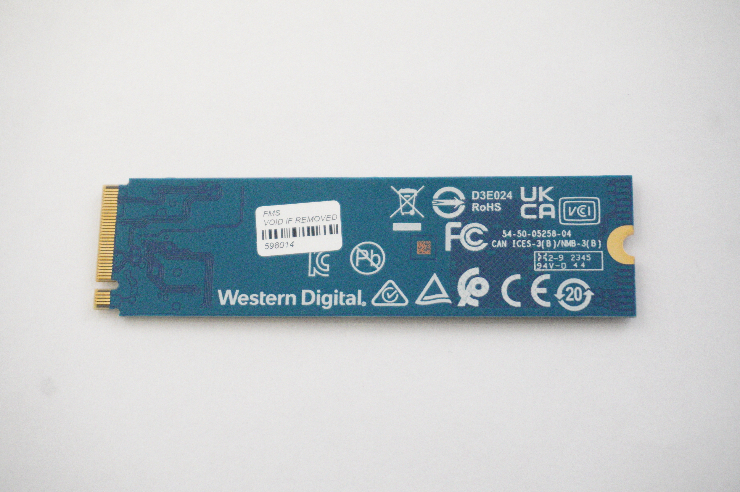 WDS200T3G0C-00AZL0 Western Digital 2TB NVMe PCIe Gen4x4 M.2 2280 SSD Drive 82Y5000AUS