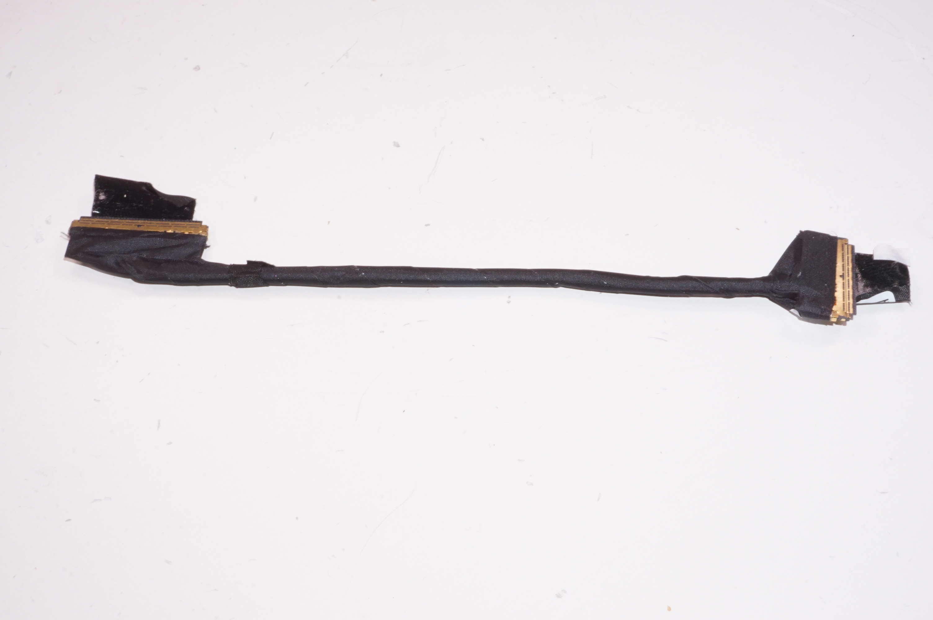 DC020032R00 Dell IO Cable C7486-3250GRY-PUS