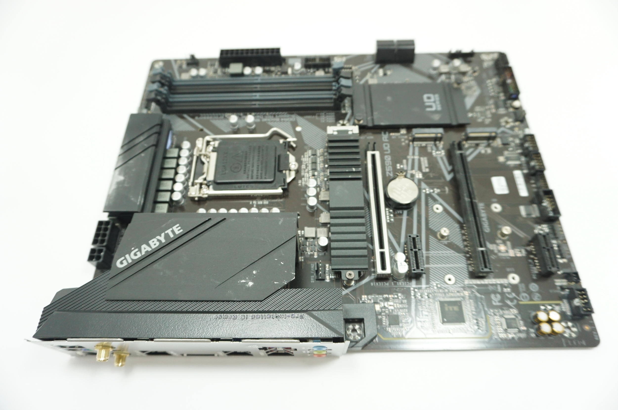 Z590-UD-AC GigaByte Intel LGA 1200 DDR4  ATX Gaming Motherboard No IO Shield Plate