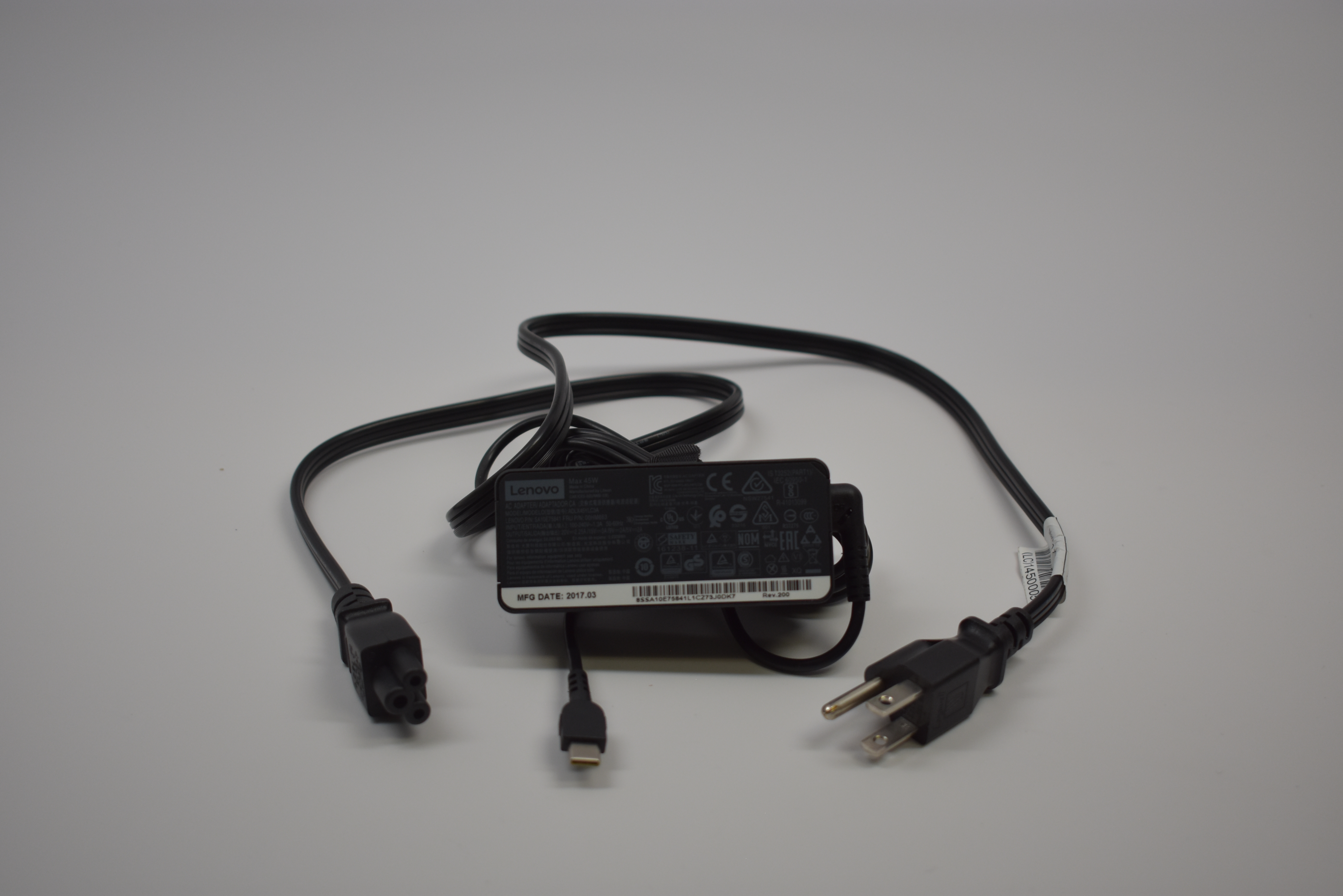 00HM663 Lenovo 2.25a 45w 20v Ac Adapter 80Y70063US yoga 370 720-13IKB