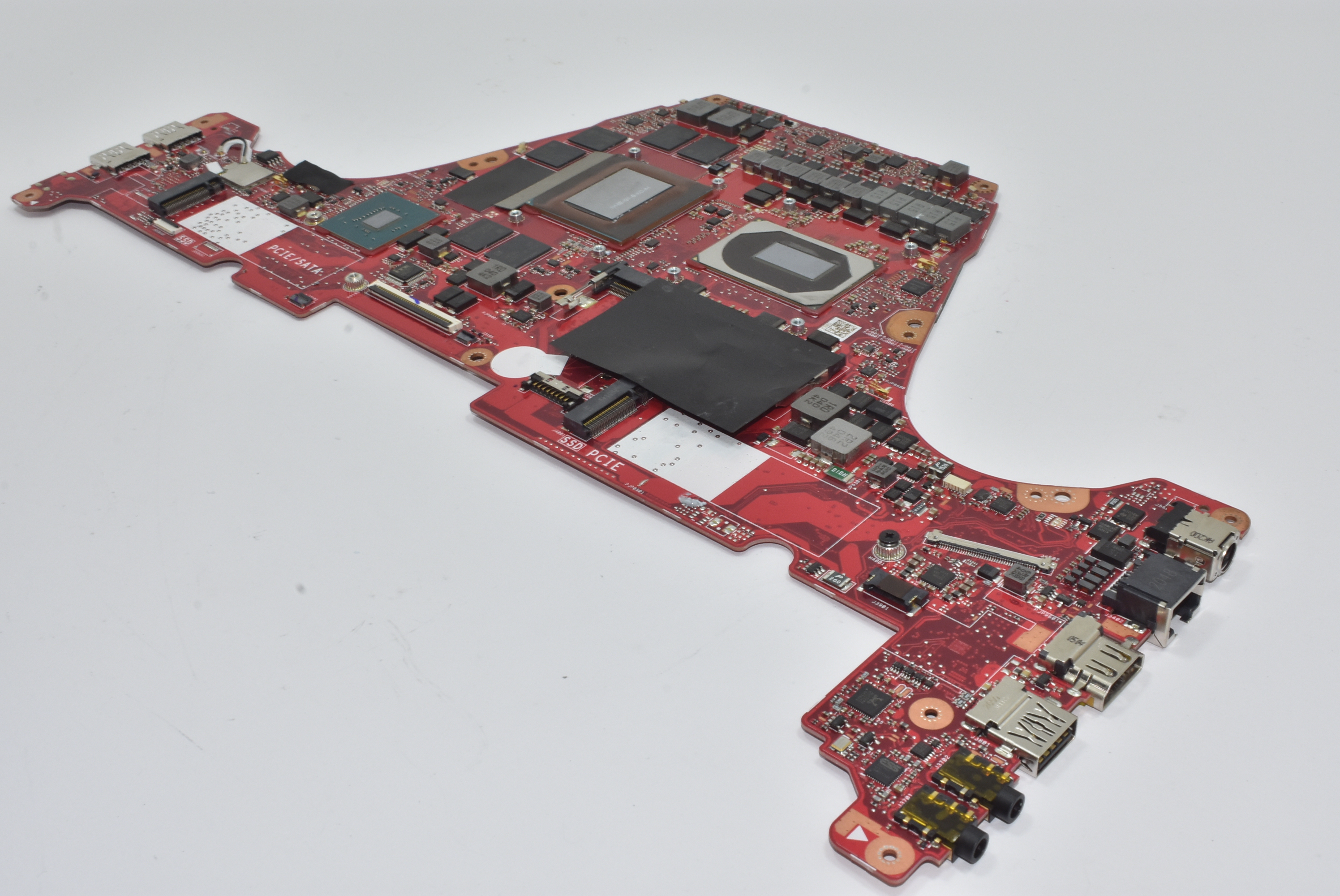90NR01V0-R01200 Asus INTEL CORE I7-9750H GEFORCE RTX 2070 GX502GW SERIES
