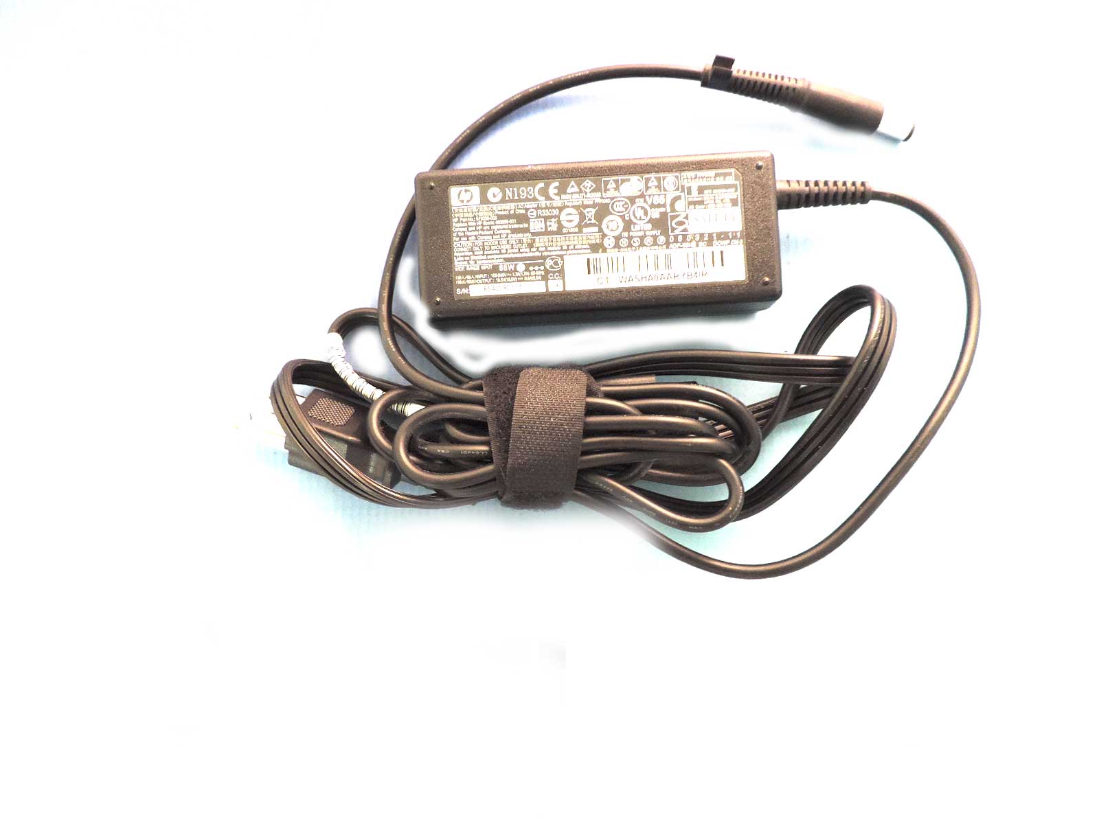 724264-002 Hp Power Supply – Barbera EPS 65W, 19.5V/ 87% eff 20-C023W
